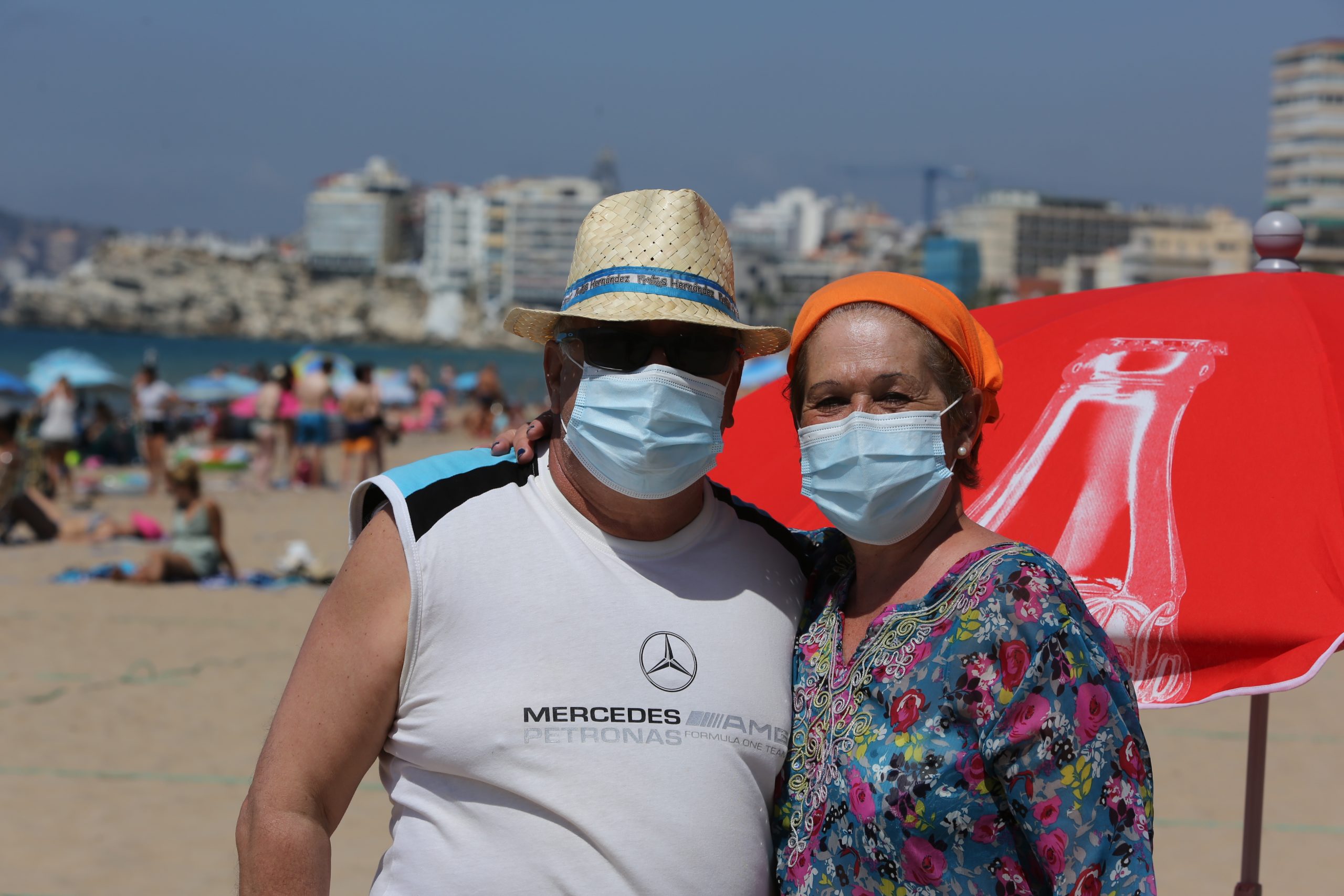 ¿Necesita ver a un médico en Andalucía, España, esta semana?  Use una máscara o la policía lo rechazará y le multarán.