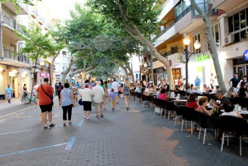 Restaurants Fully Booked On Spain  S Costa Blanca As Denia  S Tables Get Swamped By Madrid Tourists Enjoying Unrestricted Travel