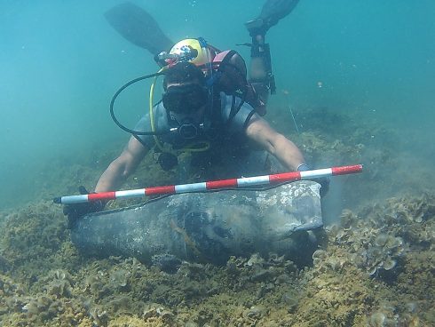 Scuba Diver Finds Ancient Artefacts Going Back 24 Centuries On Spain  S Costa Blanca