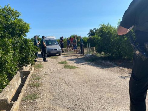 Police Break Up Illegal All Night Rave In A Field On Spain S Costa Blanca