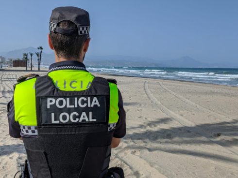 Police Stop Beach Baptism Celebration That Flouted Covid 19 Rules On Spain  S Costa Blanca