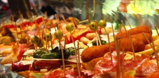 ‘Eat out European-style’: Spanish restaurants encourage residents to dine earlier amid curfew