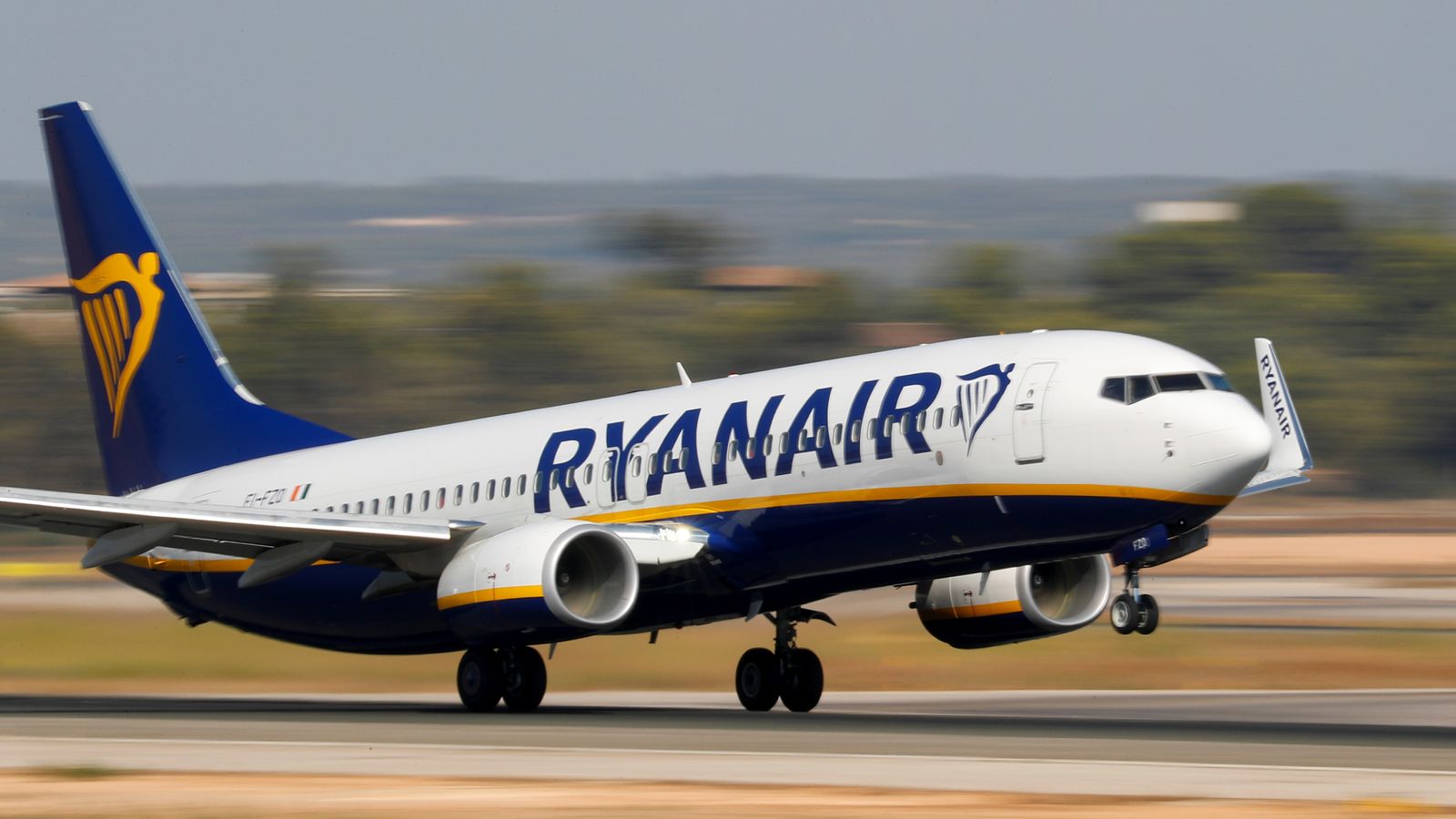 Ryanair luggage rules over flight switches are ruled 'unfair' by the Supreme Court in Spain