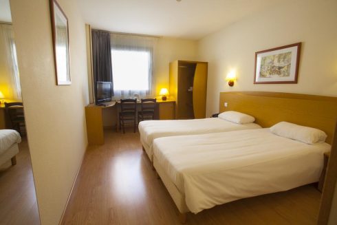 Hotels Are Selling Long Term Cheap Stays To Fill Empty Rooms On Spain S Costa Blanca