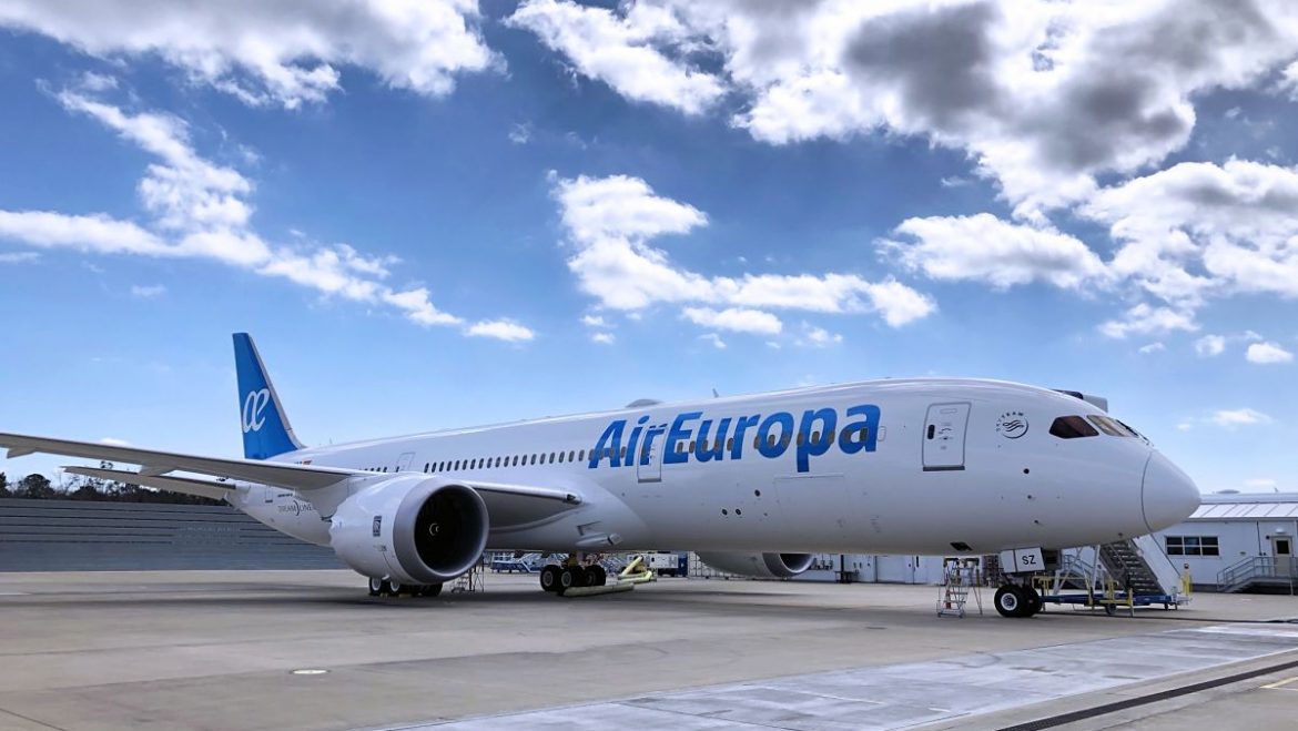 Spain S Air Europa Gets Official Government Approval For Bailout Loan