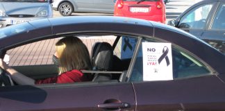 IT’S OFFICIAL: Valencia hospitality closures extended until March A recent protest by bar and restaurant owners in Denia (Alicante)