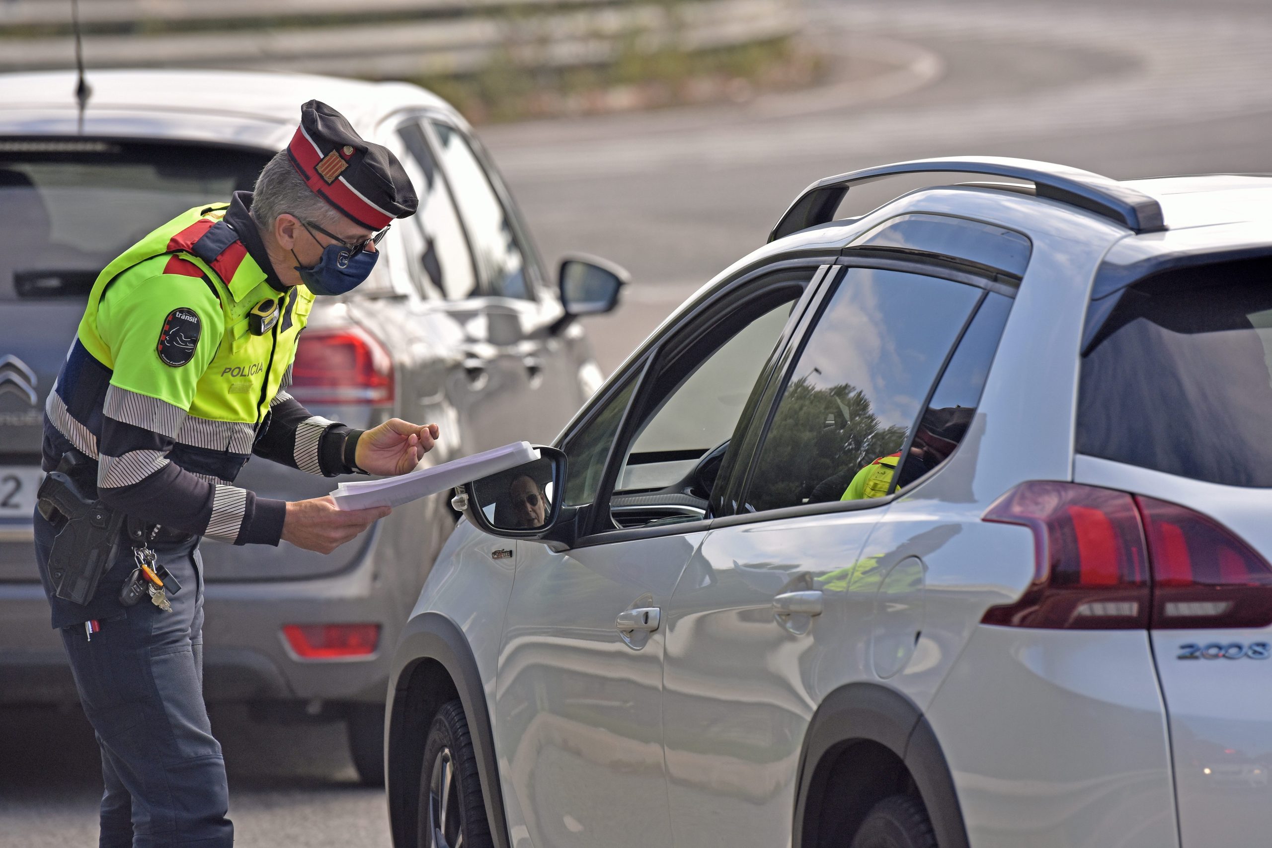 police checkpoint border regions restrictions coronavirus