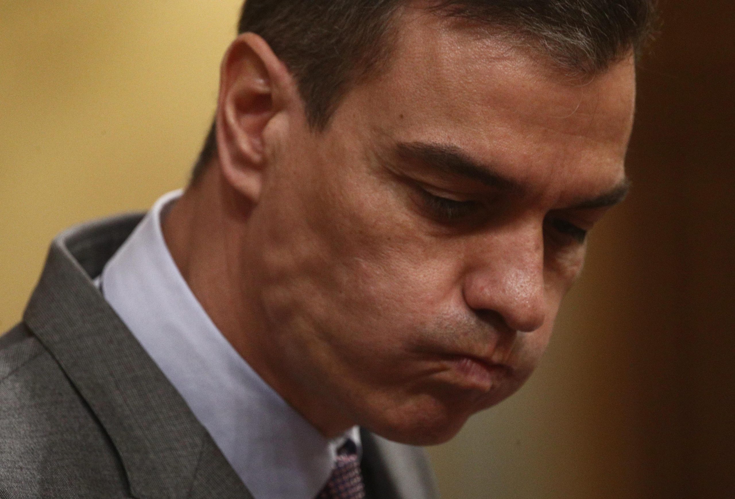 Pedro Sanchez says Johnson & Johnson vaccine delay will not derail 70% of Spain getting injections by late August