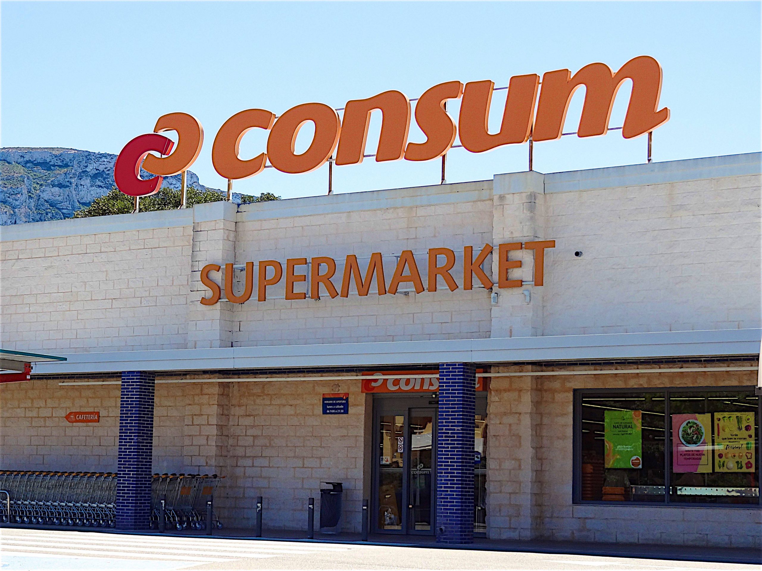 Valencia-based supermarket chain 'gets a handle' on fighting COVID-19 in Spain