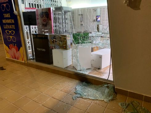 Eyes Wide Open As A Major Chain Of Opticians Keeps Being Robbed On The Costa Blanca In Spain