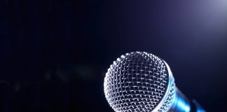 ‘FOUL PLAY’ as sexist comments are heard via an open microphone before TV coverage of women’s football match in Spain FOUL PLAY as sexist comments are heard on microphone before TV coverage of women's football match in Spain