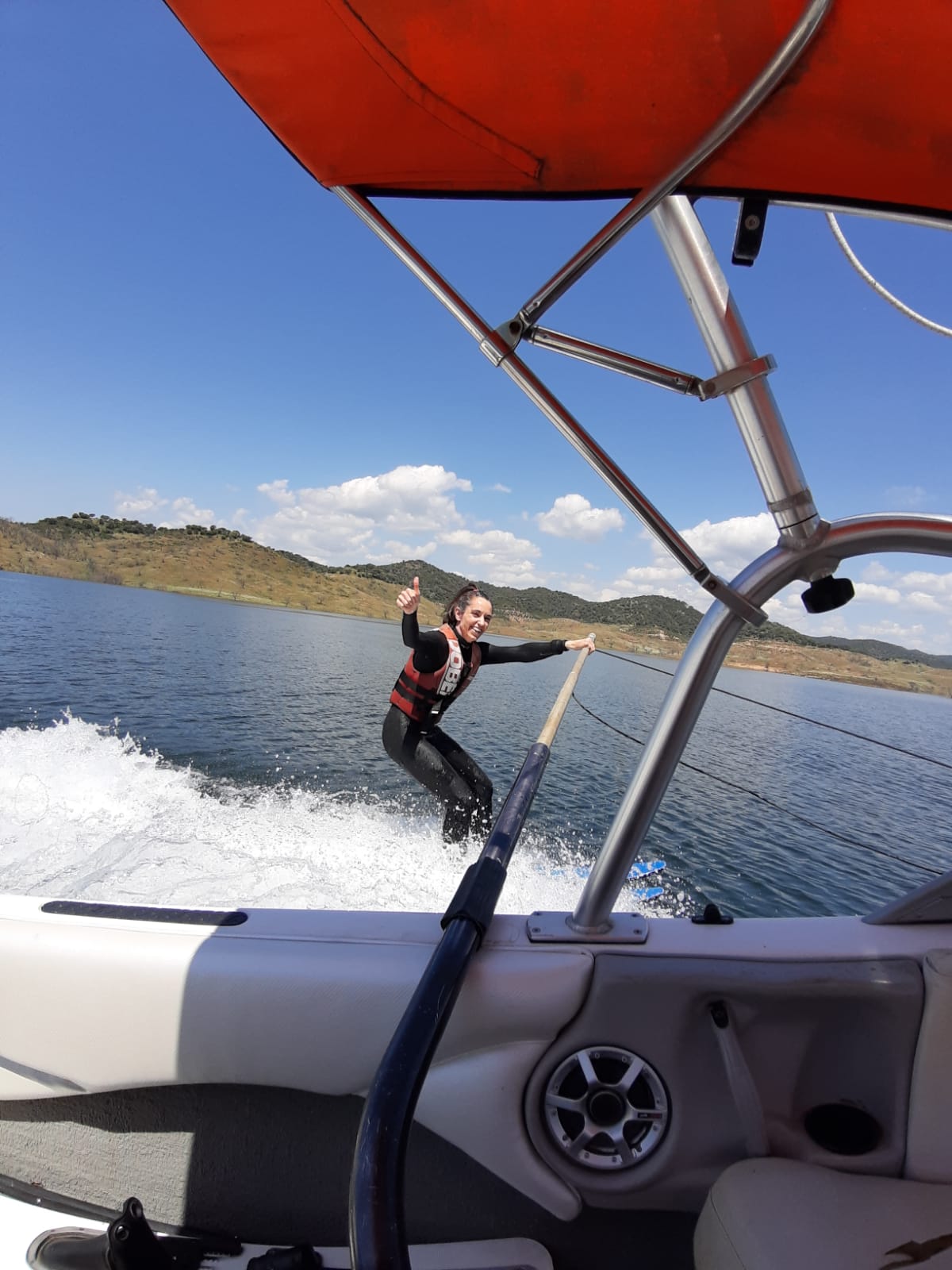 Cristina Hodgson, waterskiing at Xtreme Gene, Cordoba