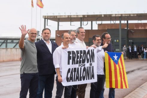 Tras hacer concesiones a los políticos catalanes, el presidente del Gobierno español rechazó nuevas negociaciones