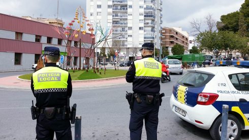 Mum's Ordeal As Her Two Children Are Locked Inside Her Car Along With Her Keys In Elda In Spain's Alicante Province