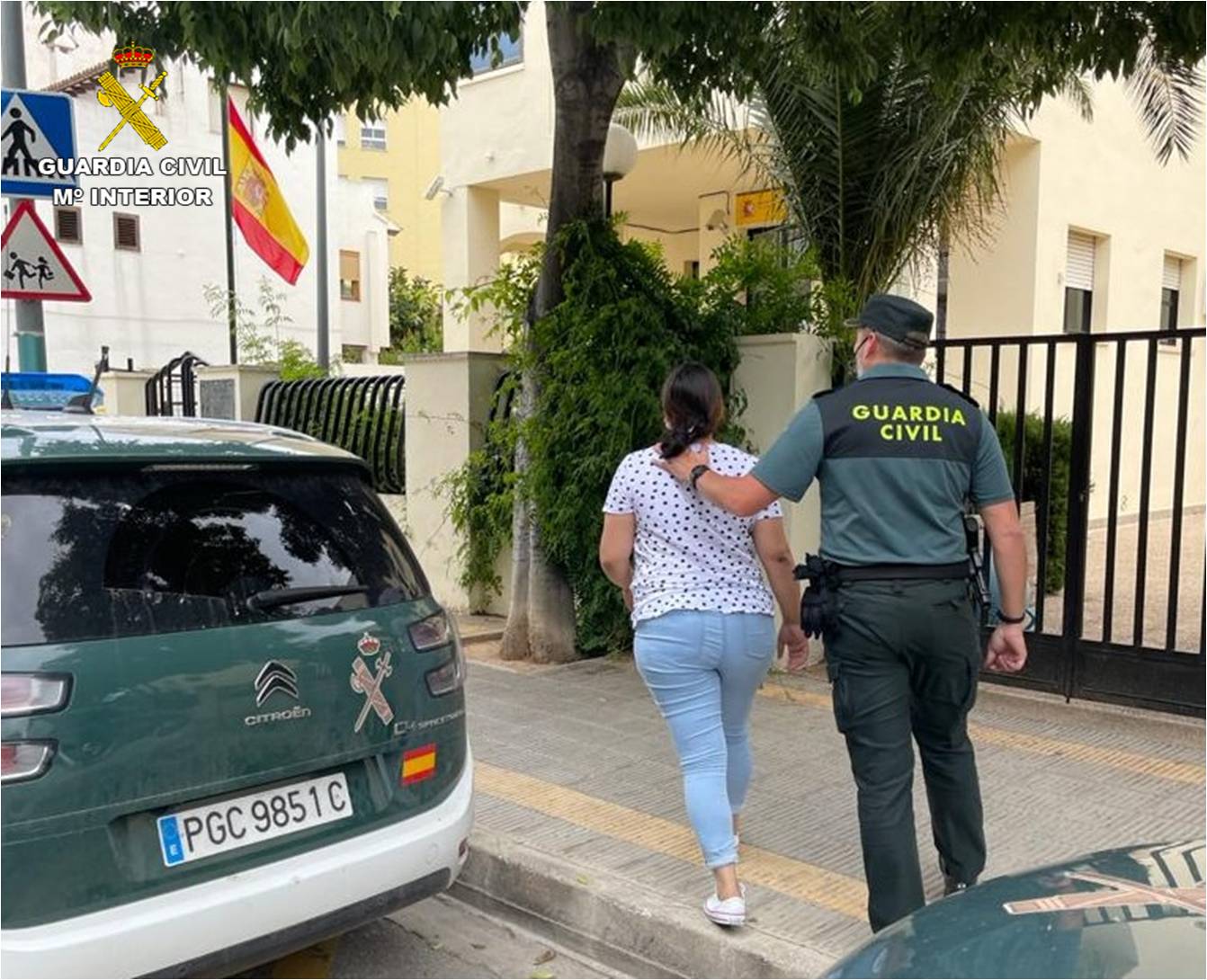 Bank Robbers Who Stalked Customers Who Made Large Cash Withdrawals Are Arrested On The Costa Blanca In Spain