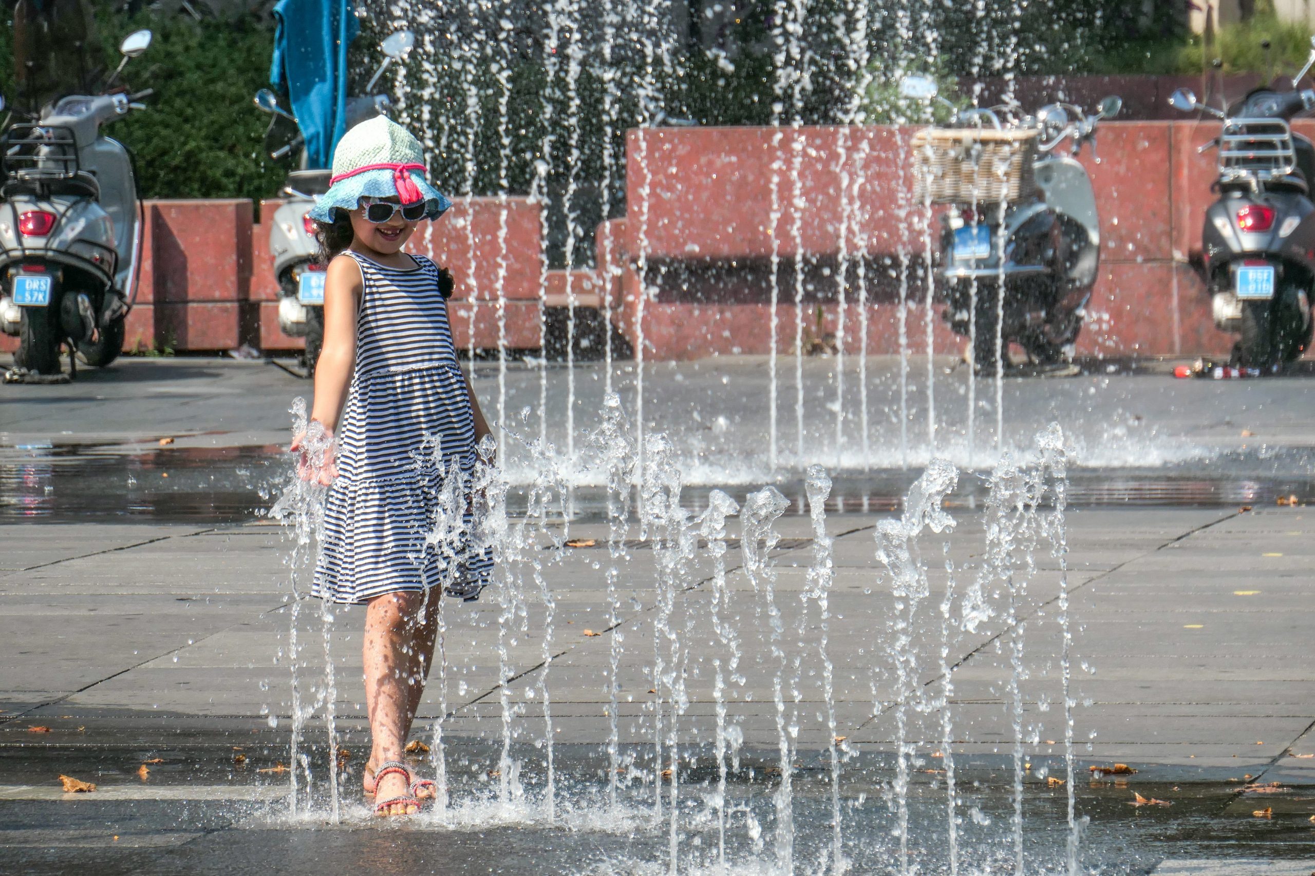 Mass of warm African air to bake Spain’s Malaga this weekend