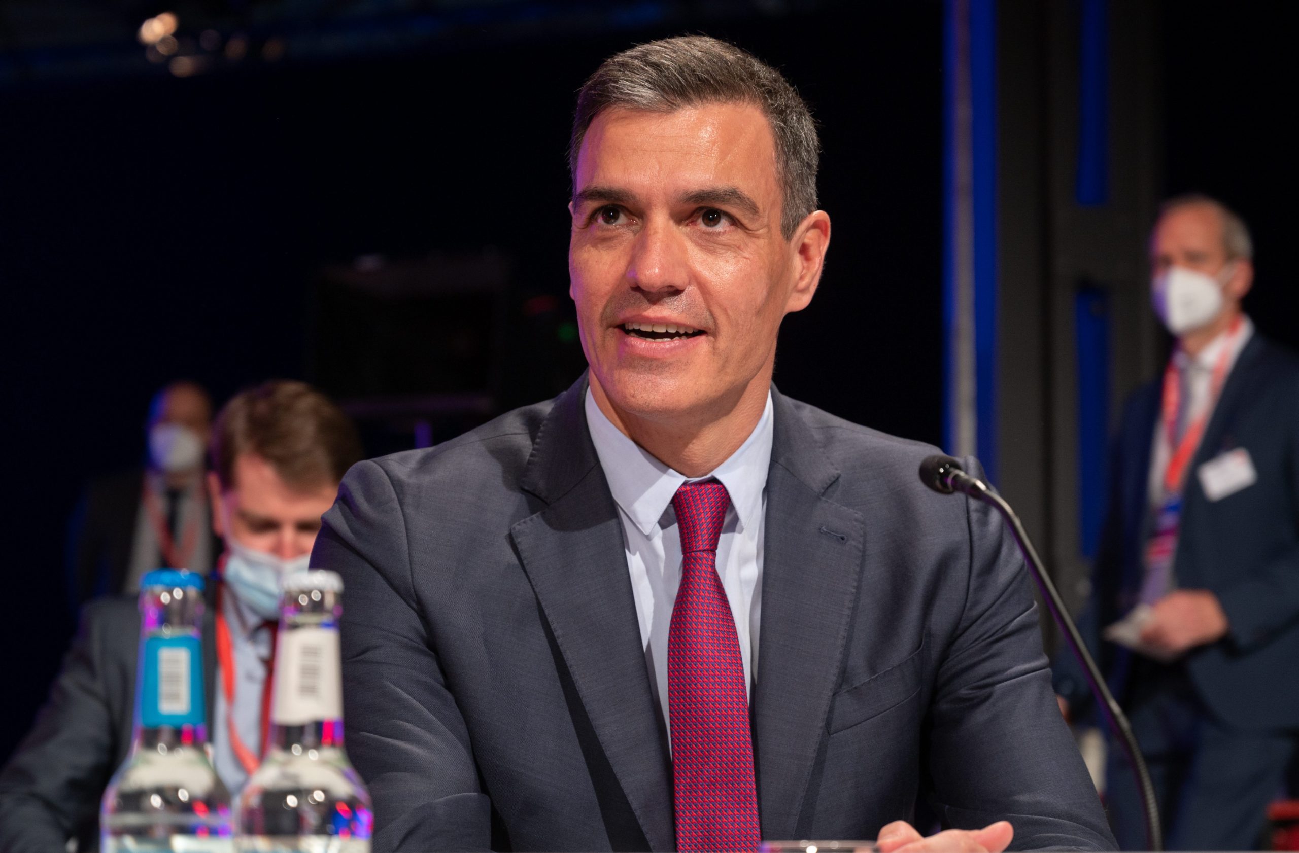 Pedro Sanchez says Spain will spend €4.3 billion to set up electric car production lines