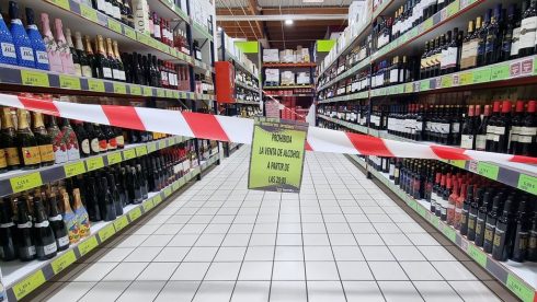 Supermarkets Say Reduced Hours For Alchohol Sales Are Doing Nothing To Stop Covid 19 Infections In Spain's Costa Blanca