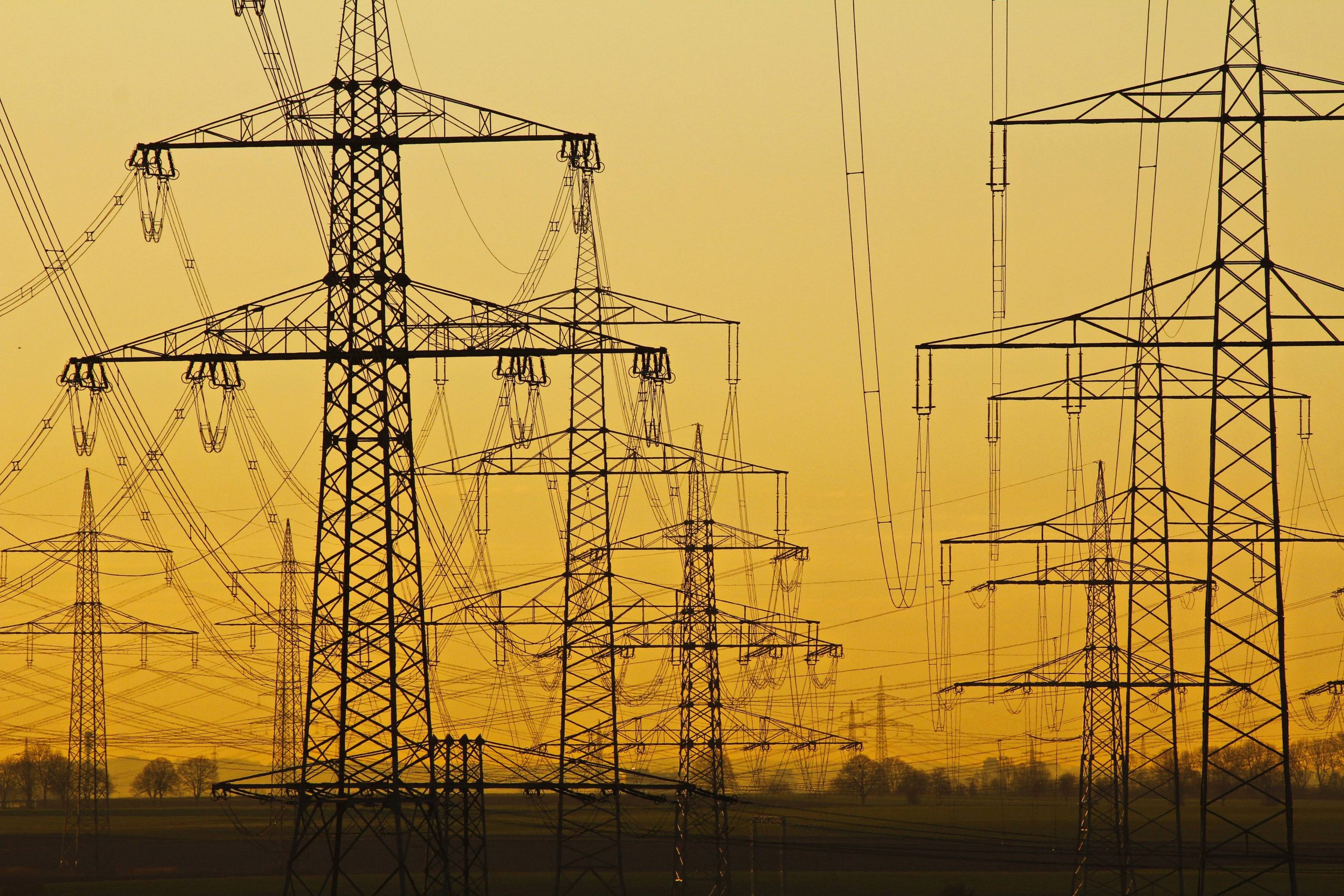 Electricity wholesale prices to reach another new record high in Spain