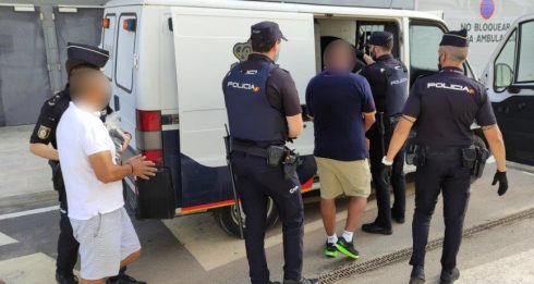 Robbers Stole From Tourists Picking Up Rental Cars At Costa Blanca's Alicante Elche Airport In Spain