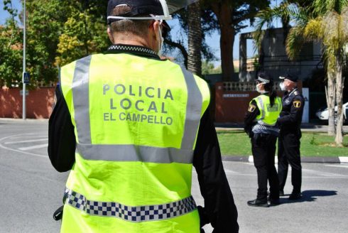 Violent Man Breaks Restraining Order And Threatens To Throw A Woman Off An El Campello Balcony On Spain's Costa Blanca