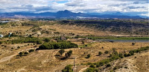 Police Investigate Crooks Who Illegally Rented Out Repossessed Homes In Alicante Area Of Spain