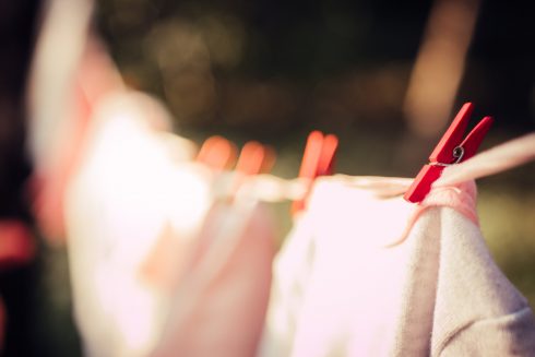 Washing line Photo by Manu B/ Unsplash