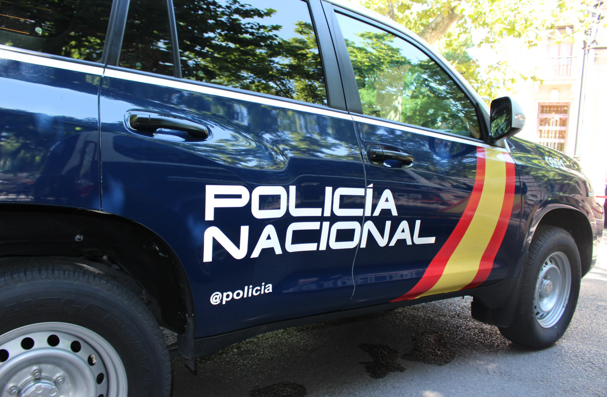 Old Man Conned By Young Female Fraudster's 'love Scam' In Valencia Area Of Spain