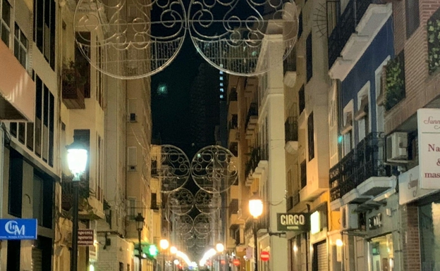 Spectacular Christmas Lights Are Being Erected Across Alicante City On Spain's Costa Blanca