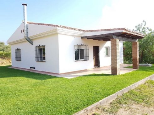 2 bedroom Finca/Country House for sale in Tolox - € 159