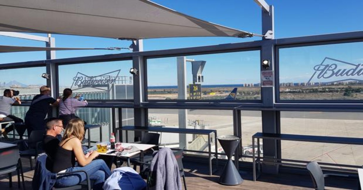 Busy Costa Blanca airport in Spain opens its first outdoor terrace with good view of arriving and departing planes