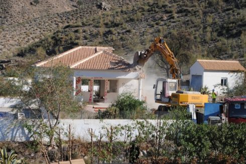 Demolition of peoprty in southern Spain . Photo: AUAN