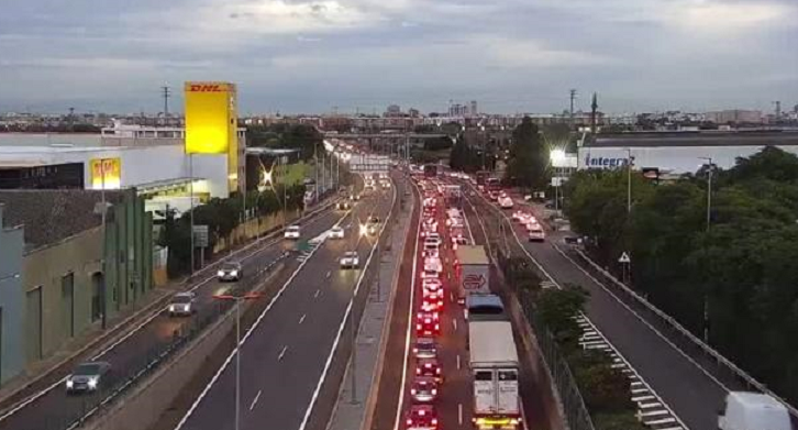 Major Congestion At Main Access Roads To Valencia Brings Traffic To A Standstill