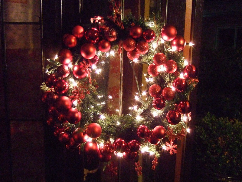 christmas wreath photo: Madame Ming/flickr