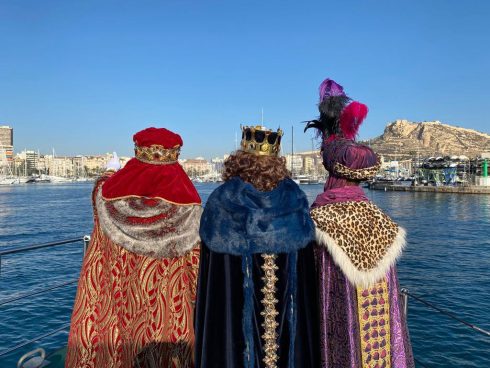 Alicante's Three Kings Parade Will Go Ahead On Spain's Costa Blanca