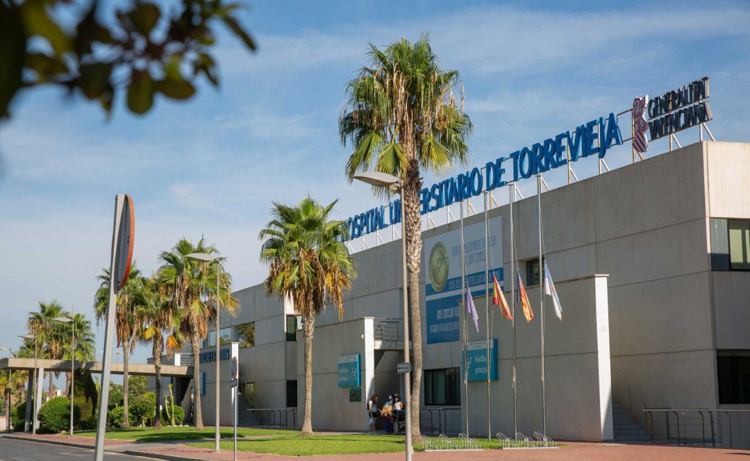 Torrevieja Hospital staff on Spain's Costa Blanca vote to strike over ending of collective works agreement