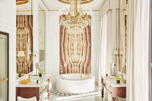 Four Seasons Hotel Madrid Royal Suite Bathroom 2
