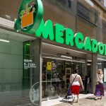 Spain's leading supermarket Mercadona continues to win more customers leaving its rivals floundering|