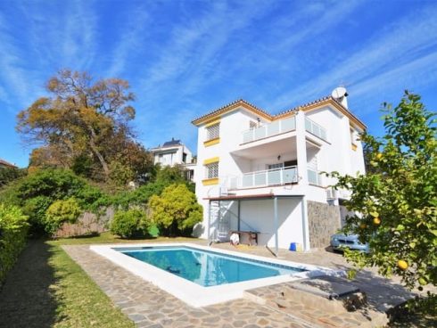 5 bedroom Terraced Villa for sale in Mijas with pool garage - € 495