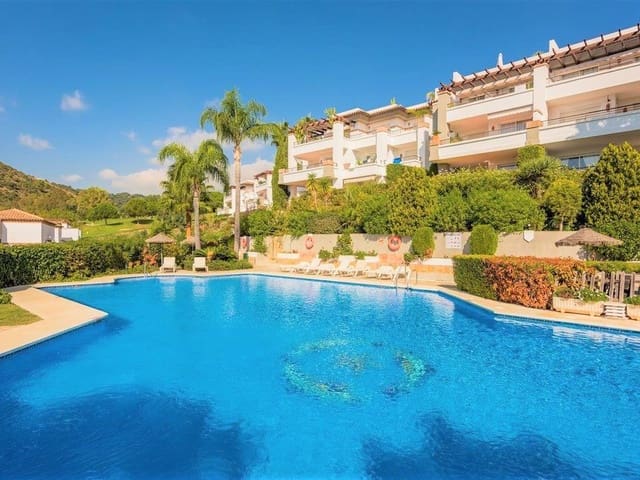 3 bedroom Apartment for sale in Benahavis - € 225