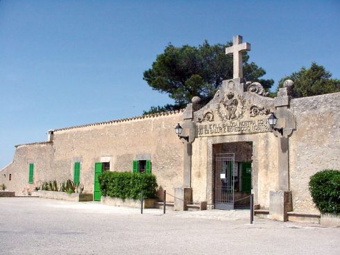 1200px Randa Cura