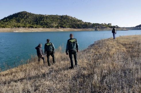 Two Men Rescued After Helicopter Sinks In Costa Blanca Reservoir In Spain