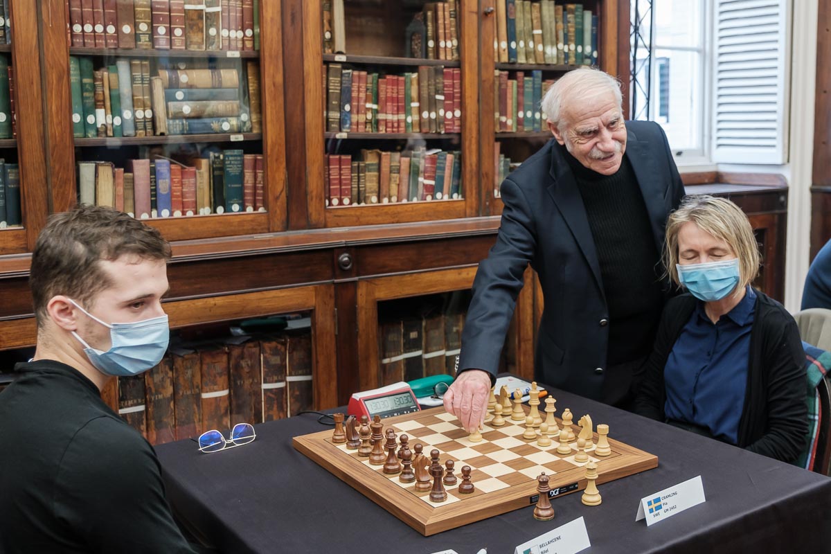 Chess match - Olive Press News Spain