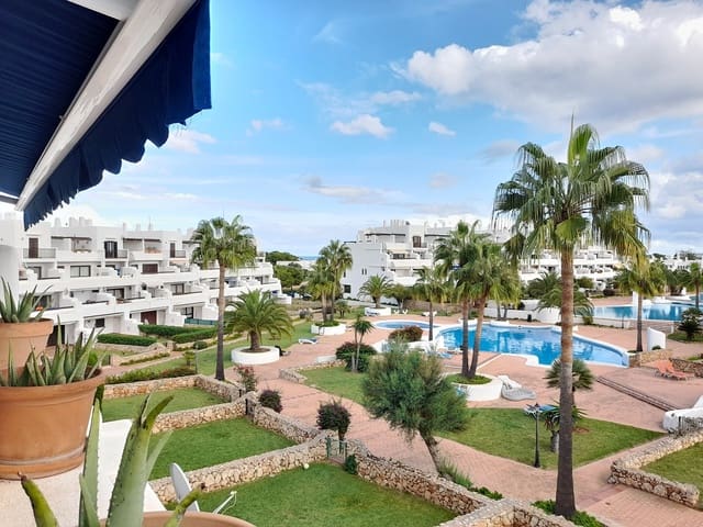 2 bedroom Penthouse for sale in Cala d'Or - € 239