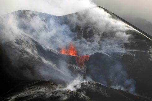 Seit über Zwei Monaten Aktiv: Der Vulkan Cumbre Vieja Auf La Palma