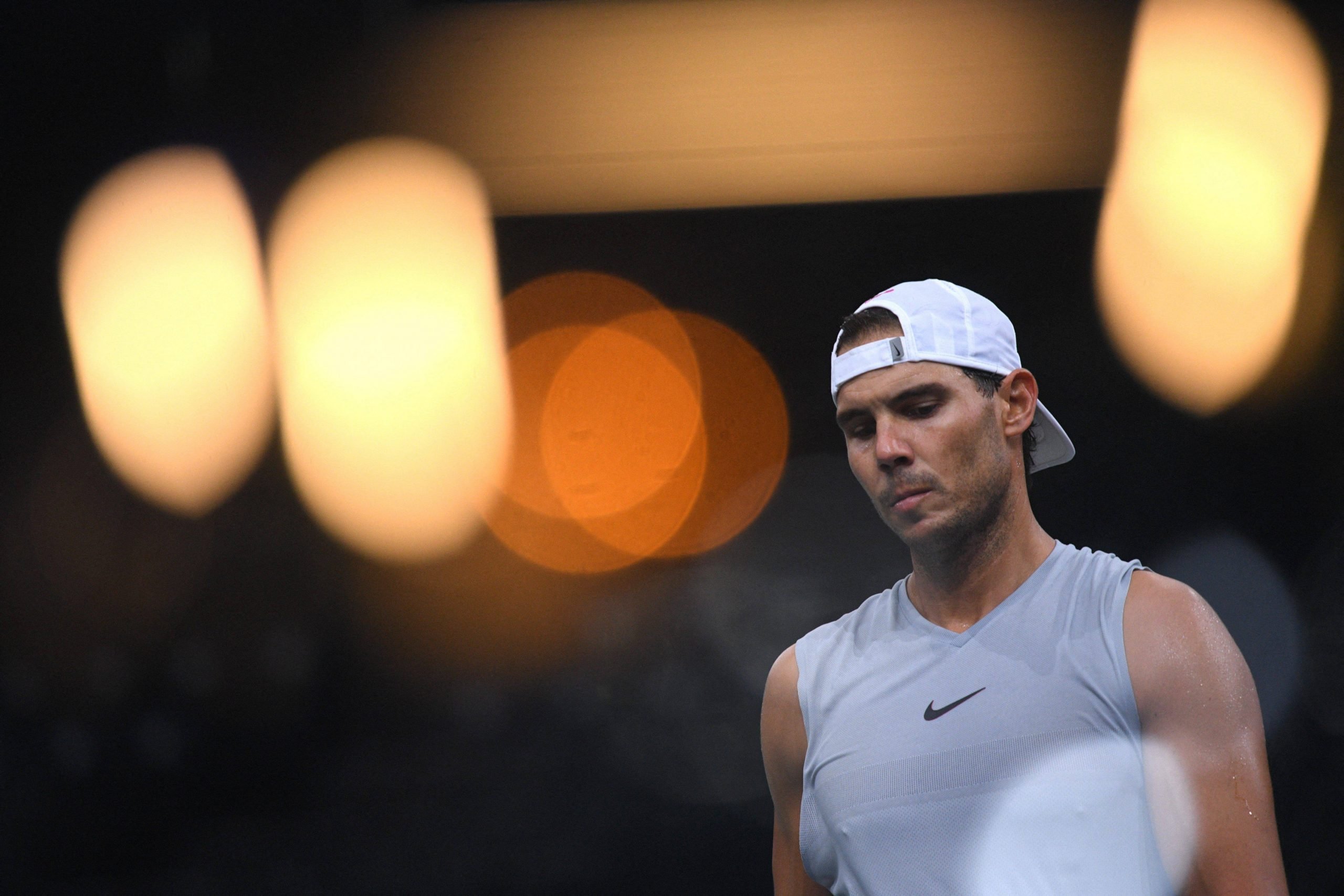 Rafa Nadal Entrena En La Pista Central Para El Rolex Paris Masters 2019