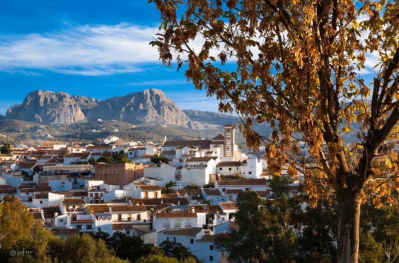 La escapada perfecta de fin de semana: haz un road trip por la Axarquía ...