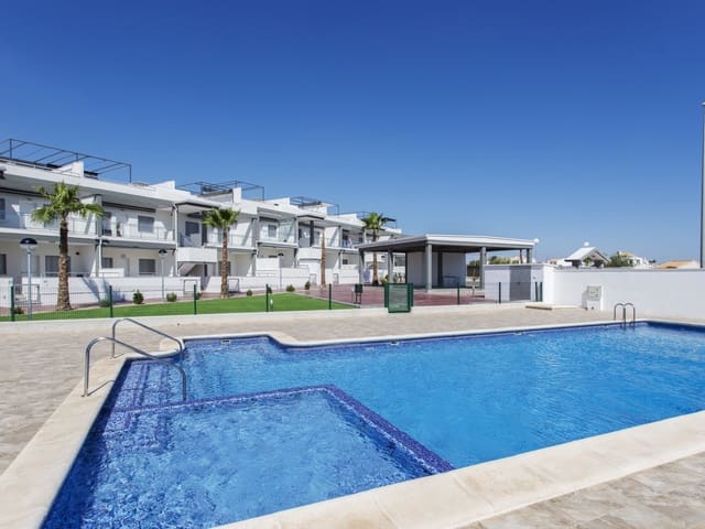 2 bedroom Apartment for sale in Playa Flamenca with pool - € 150