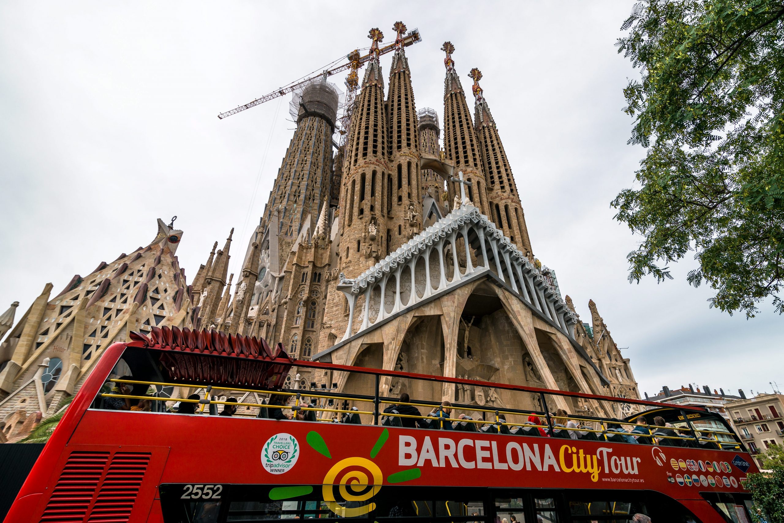 The Sagrada Familia: how Gaudi's masterpiece became a myth and a ...