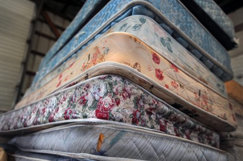 Thieves book home visits to disinfect Covid-infected mattresses in Alicante area of Spain